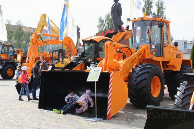 Праздничный Гродно: город отметил День рождения (Большой фоторепортаж+видео)