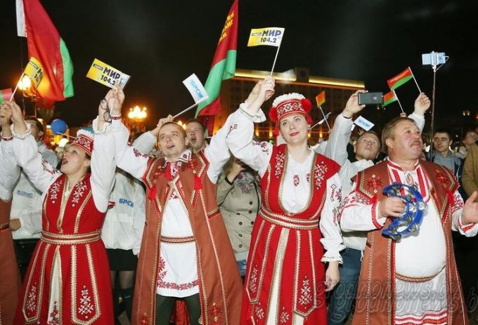 Праздничный Гродно: город отметил День рождения (Большой фоторепортаж+видео)