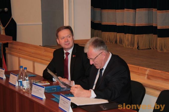 Выездное заседание президиума Гродненского областного Совета депутатов прошло в Слониме