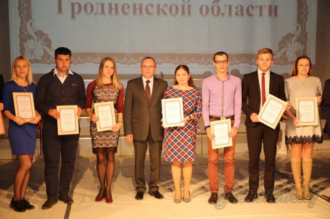 Наставникам посвящается. В Лиде чествовали представителей самой благородной профессии – учителей (Будет дополнено)