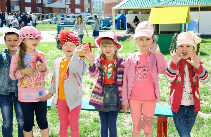 Учить и учиться: экспресс-интервью о школьных новшествах и лучшем поздравлении для педагога