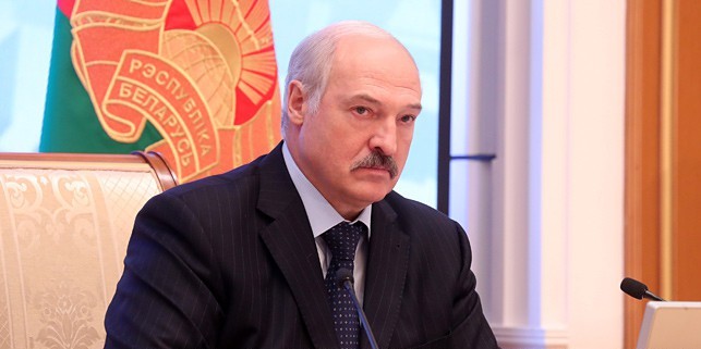 Высокое качество и сокращение затрат. Александр Лукашенко определил главные задачи развития ЖКХ