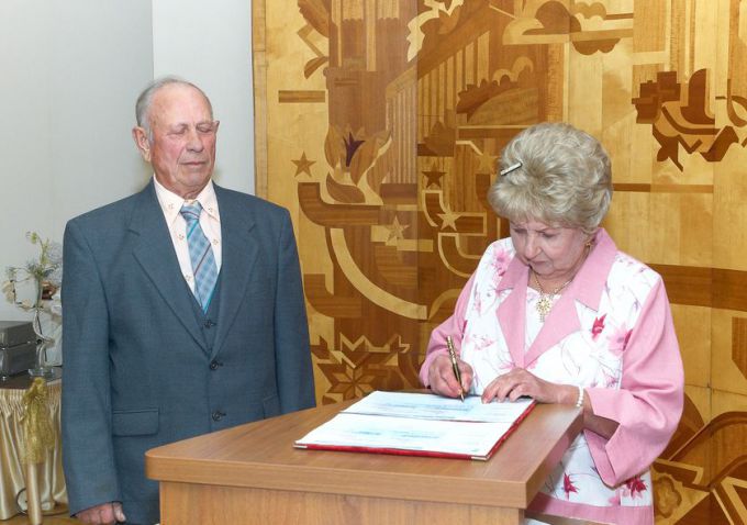 Полвека вместе. Семья Романенко отпраздновала золотую свадьбу