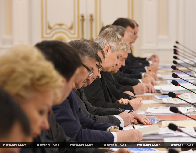 Александр Лукашенко: в экономике наметился рост, но оснований для самоуспокоенности нет (+Видео)