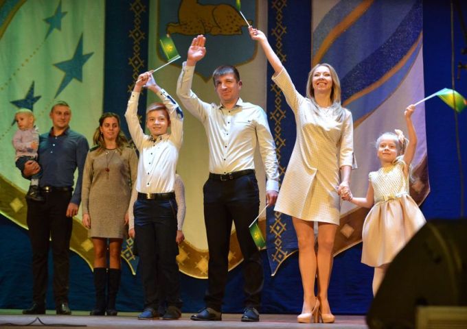 Фотофакт. В Советском районе выбрали лучшую молодую семью