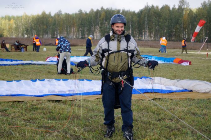 На аэродроме в Зябровке Гомельского района прошли соревнования по парапланерному спорту "Полесский десант-2017"