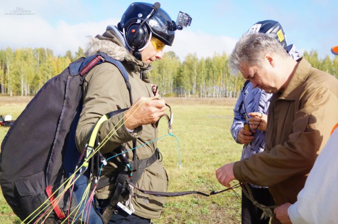 На аэродроме в Зябровке Гомельского района прошли соревнования по парапланерному спорту "Полесский десант-2017"