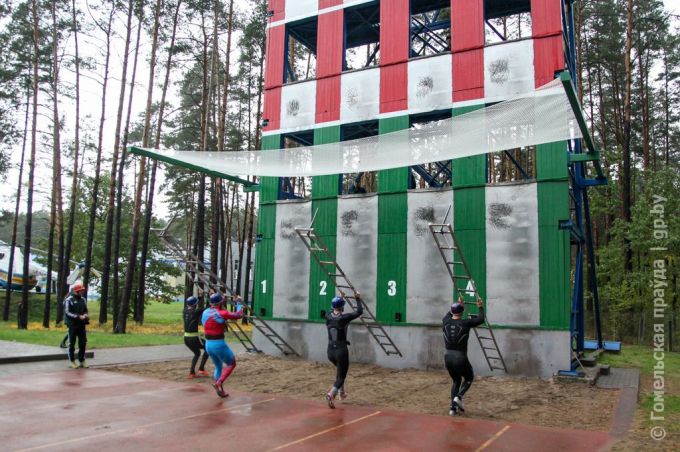 Под Гомелем начался международный турнир спасателей на Кубок Дружбы