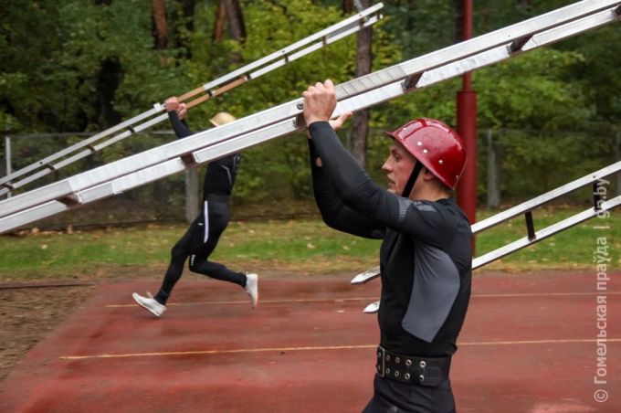 Под Гомелем начался международный турнир спасателей на Кубок Дружбы