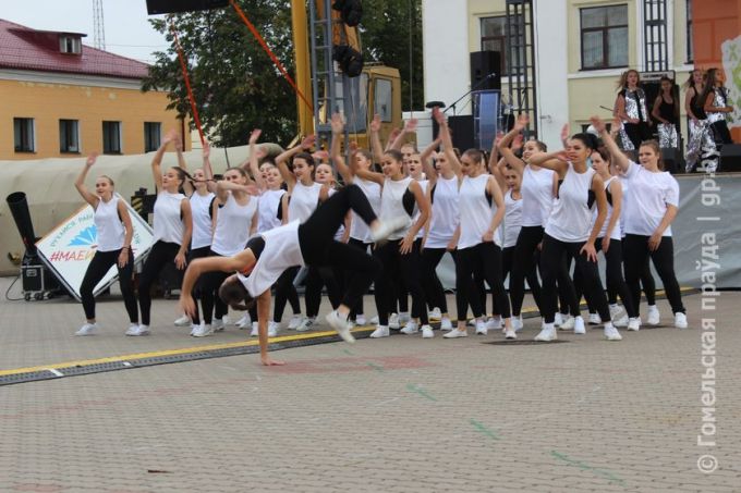 Фестивали, парад байкеров и «Ночные снайперы»: Светлогорск с размахом отметил свой день рождения