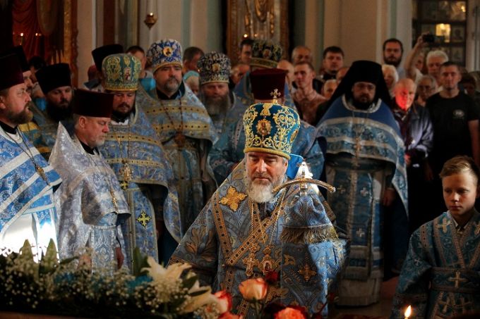 Состоялся крестный ход из Мозырского Свято-Михайловского кафедрального собора в Юровичский Свято-Рождество-Богородичный монастырь