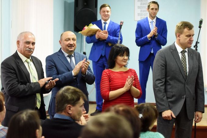 Гомельский химзавод поздравил коллектив «Морозовичи-Агро» с профессиональным праздником