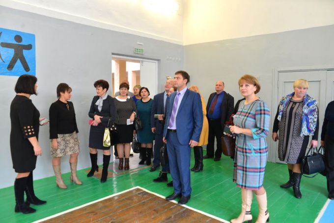 Светлогорские педагоги побывали на экскурсии в школах и гимназиях Советского района