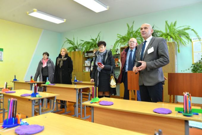 Светлогорские педагоги побывали на экскурсии в школах и гимназиях Советского района