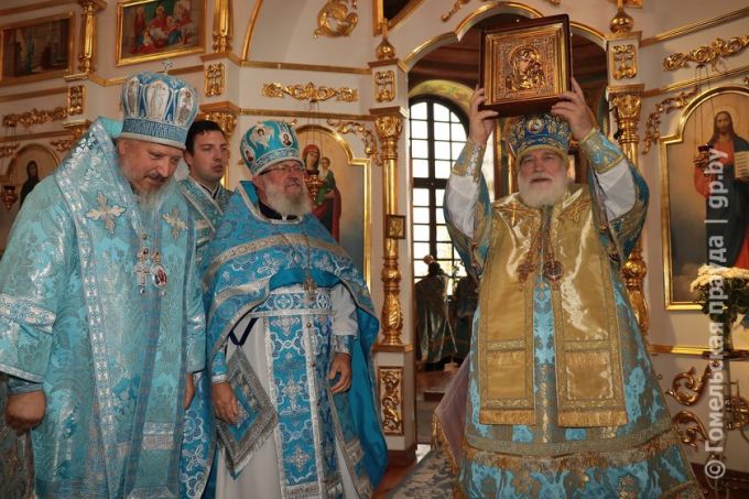 В Речице торжественно отпраздновали 145-летие со дня первого освещения Свято-Успенского собора