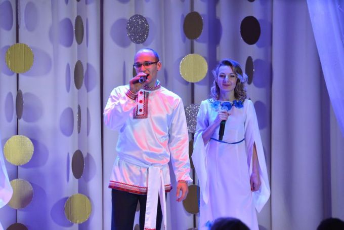 Фотофакт. Праздничный концерт и обновлённая Доска почёта на «Милкавите»