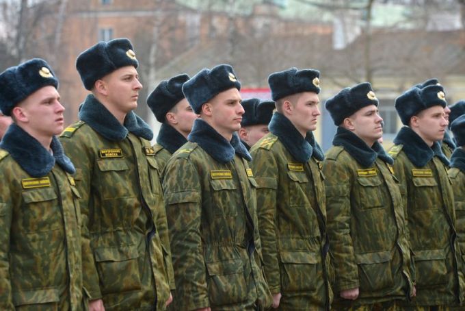 Отслужили с честью. Войсковую часть в Лещинце покинули срочники