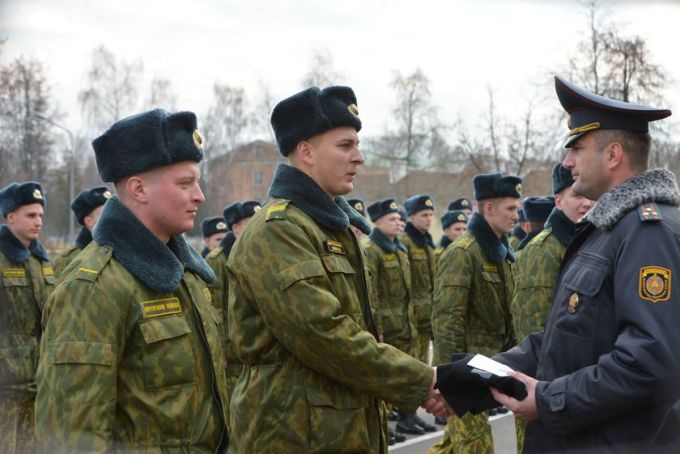 Отслужили с честью. Войсковую часть в Лещинце покинули срочники
