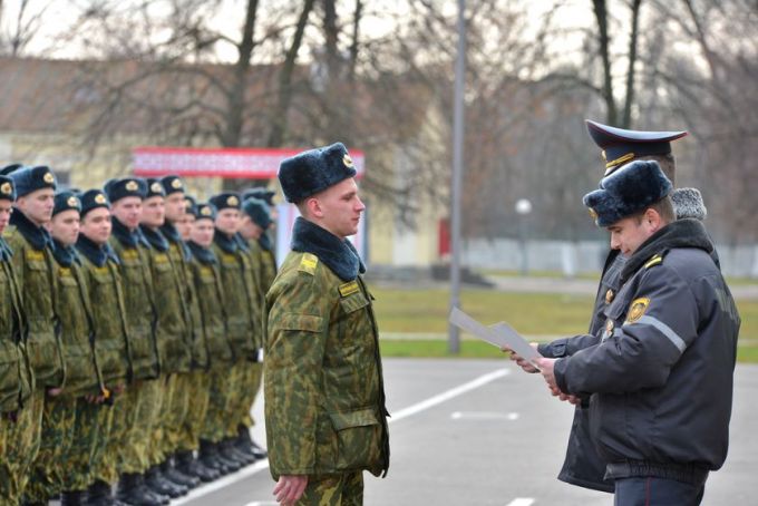 Отслужили с честью. Войсковую часть в Лещинце покинули срочники