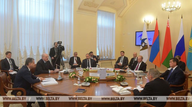От снятия барьеров до формирования общих рынков – Александр Лукашенко высказался о нерешенных вопросах в ЕАЭС