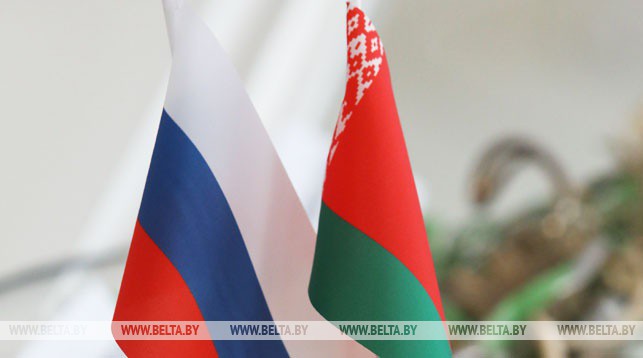 "Никто никого не наклонит" - Александр Лукашенко назвал притянутыми за уши разговоры об объединении с Россией