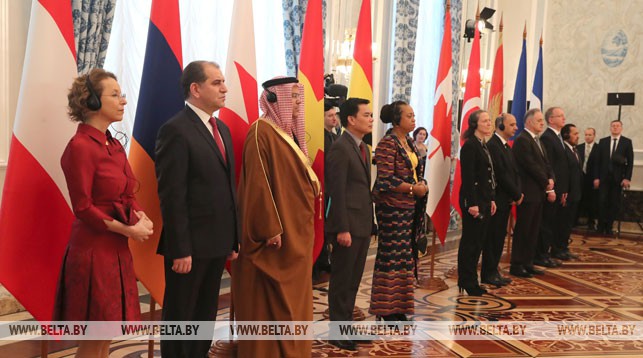 Александр Лукашенко: Беларусь готова сотрудничать со всеми зарубежными партнерами на принципах порядочности